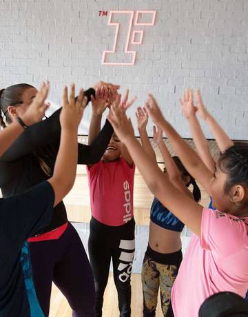 fitness-first-group-class-cheerleadingstepup(bbpi)-image