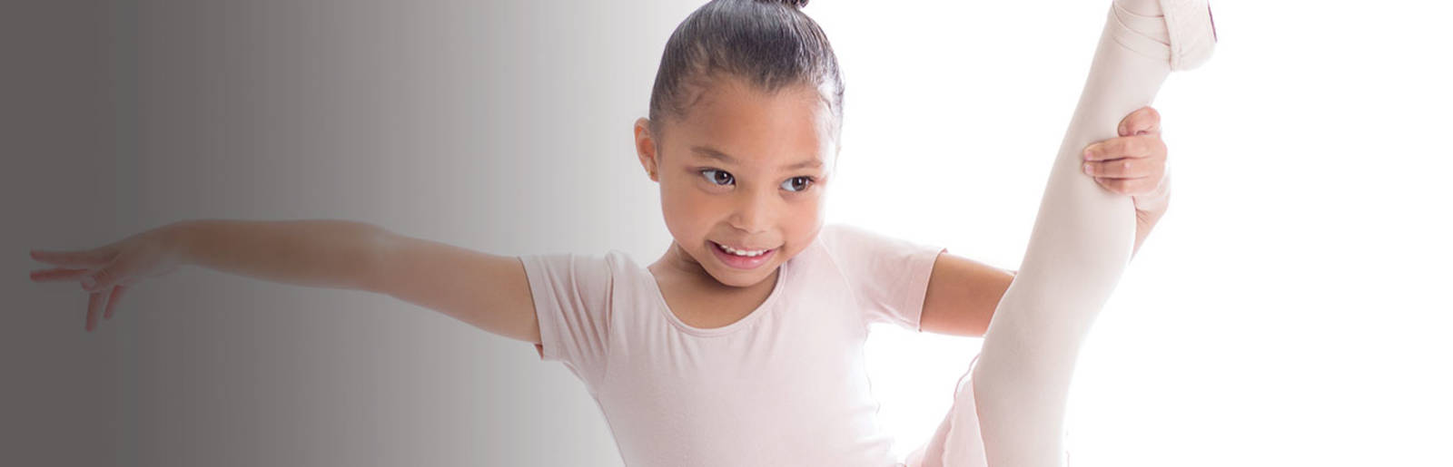 fitness-first-group-class-fitness-first-group-class-ballet-cbi-hero